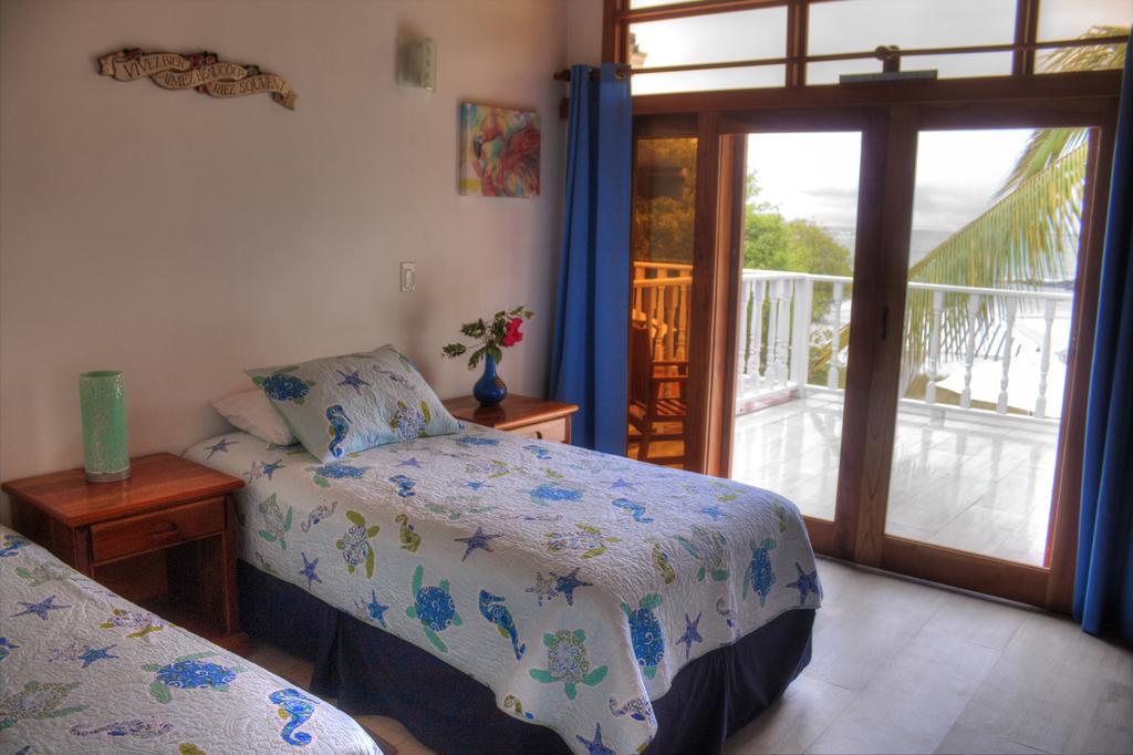 The Isabela Beach House Puerto Villamil Zewnętrze zdjęcie